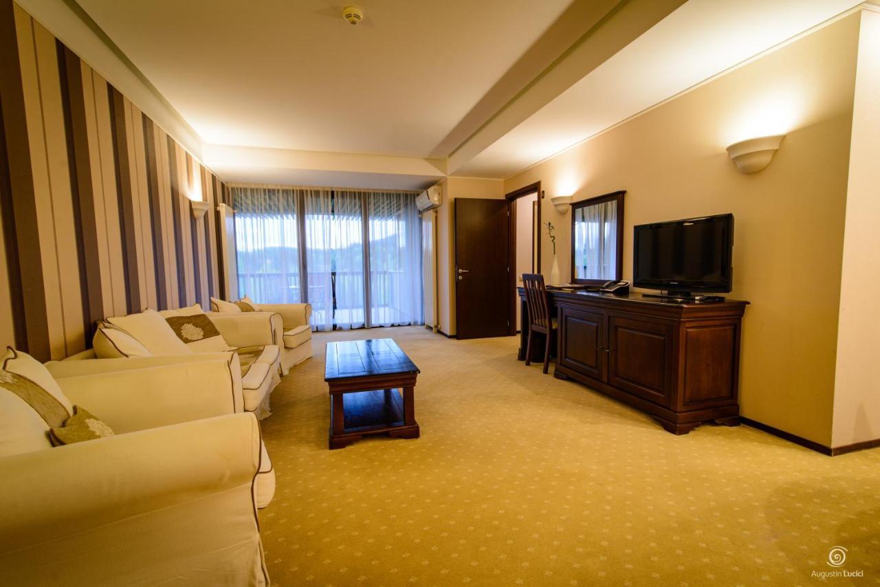 Apartament Alpin Resort Etaj 7 Poiana Brasov Exterior photo